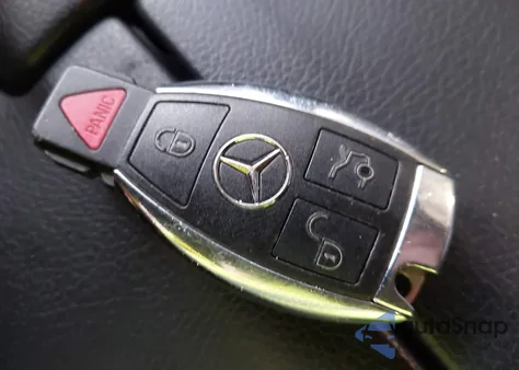 2016 Mercedes-Benz E 350 from USA, damaged, VIN WDDHF5KB4GB247734